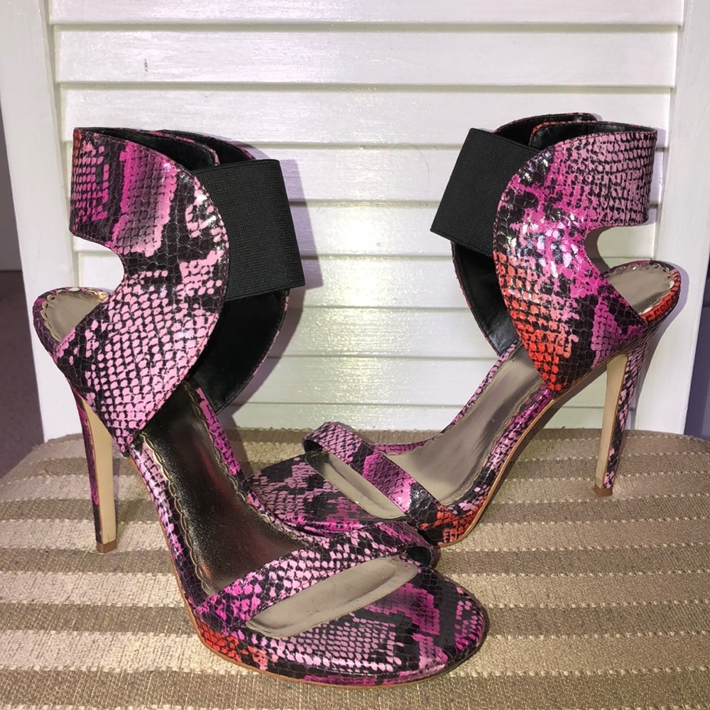 Bebe heels